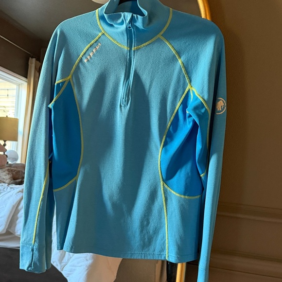 Mammut Tops - Mammut Blue and Yellow Women's Sweatshirt